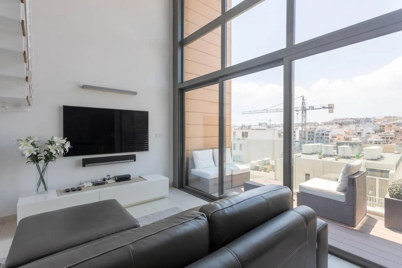 Portomaso - Modern Duplex Apartment 0*, Saint Julian's