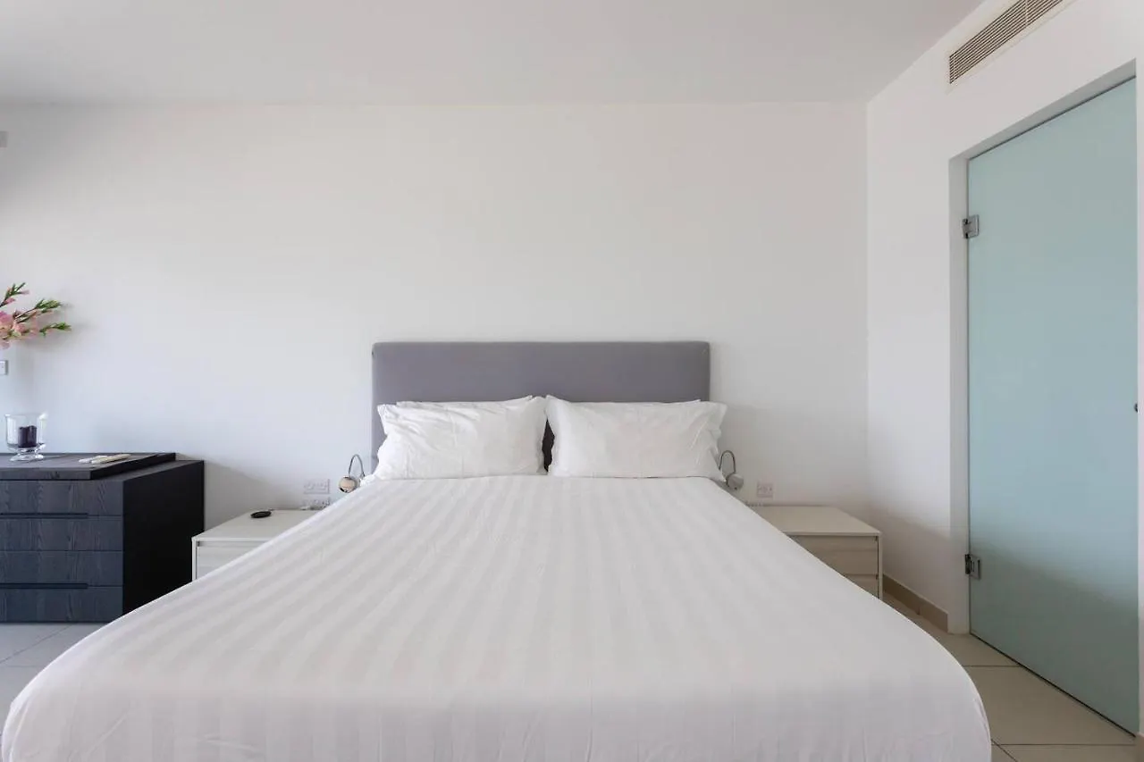Portomaso - Modern Duplex Apartment  Saint Julian's