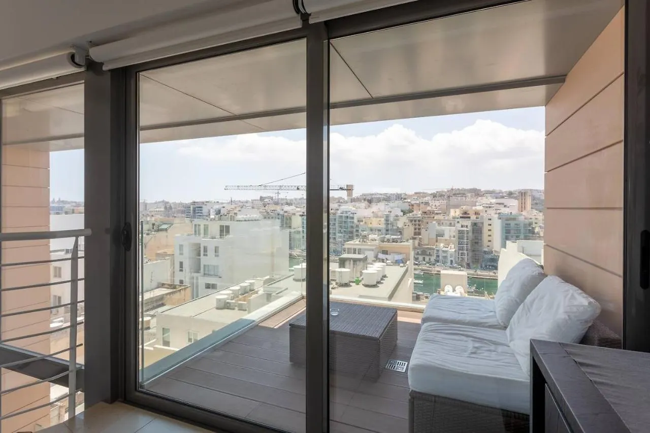 Portomaso - Modern Duplex Apartment Malta