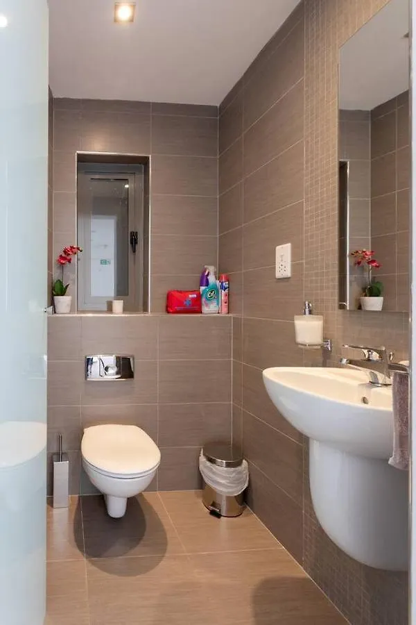 Portomaso - Modern Duplex Apartment 0*, Saint Julian's