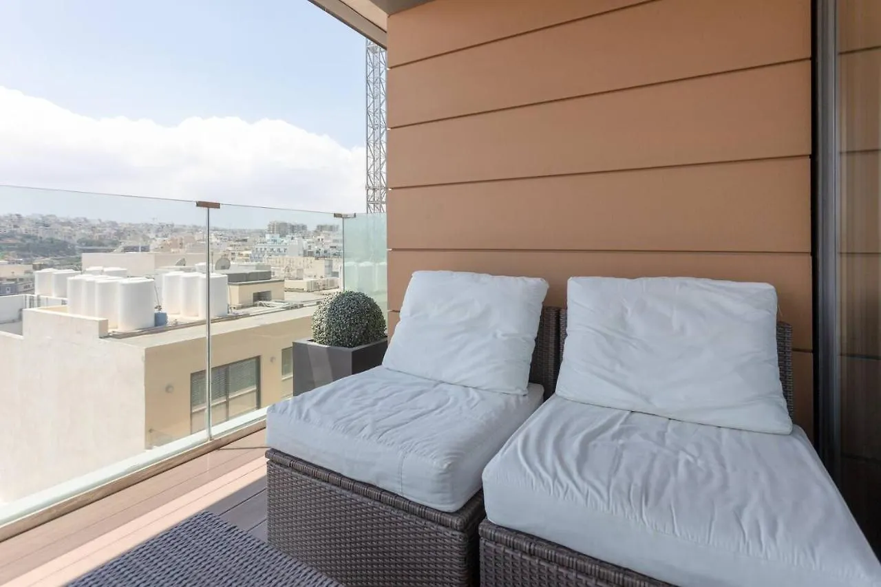 Portomaso - Modern Duplex Apartment Malta