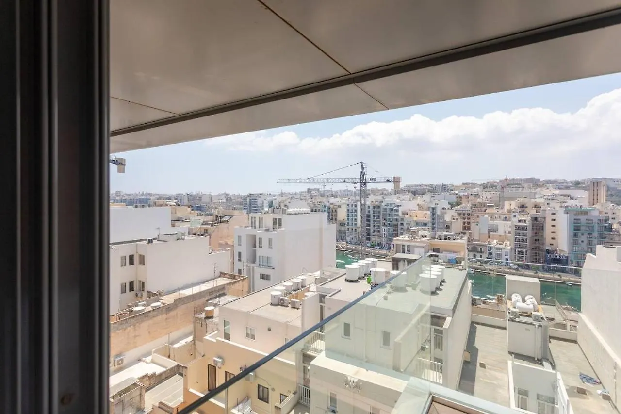 Portomaso - Modern Duplex Apartment Malta